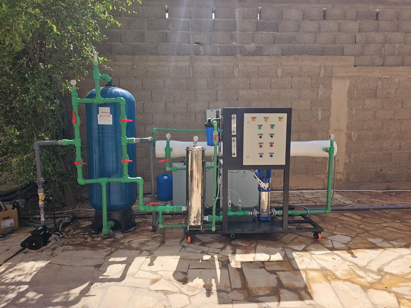 محطة تحلية مدمجة